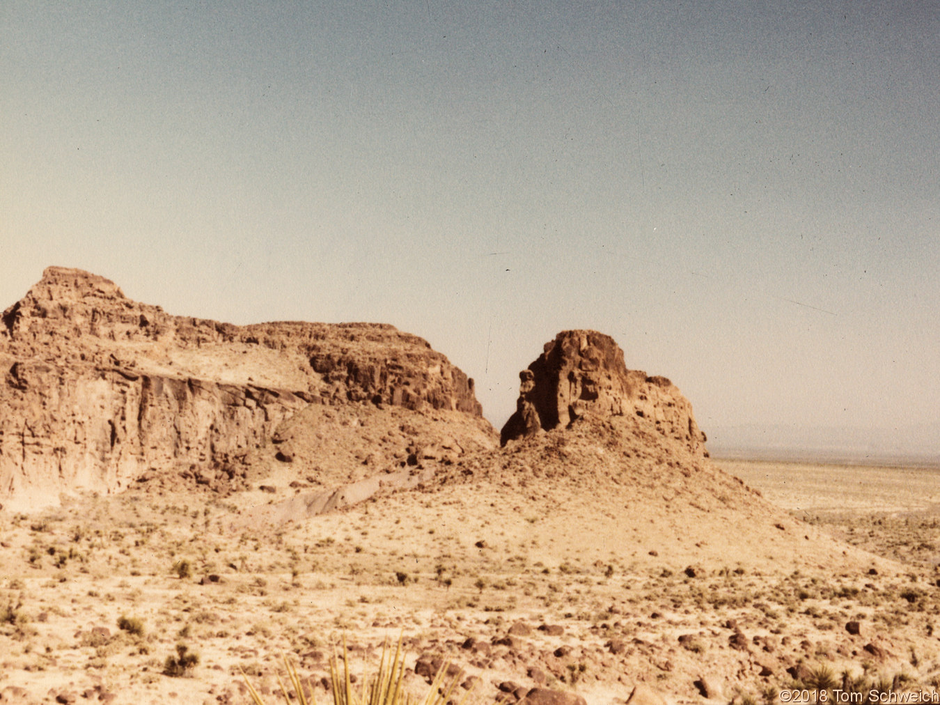 California, San Bernardino County, Hole-in-the-Wall