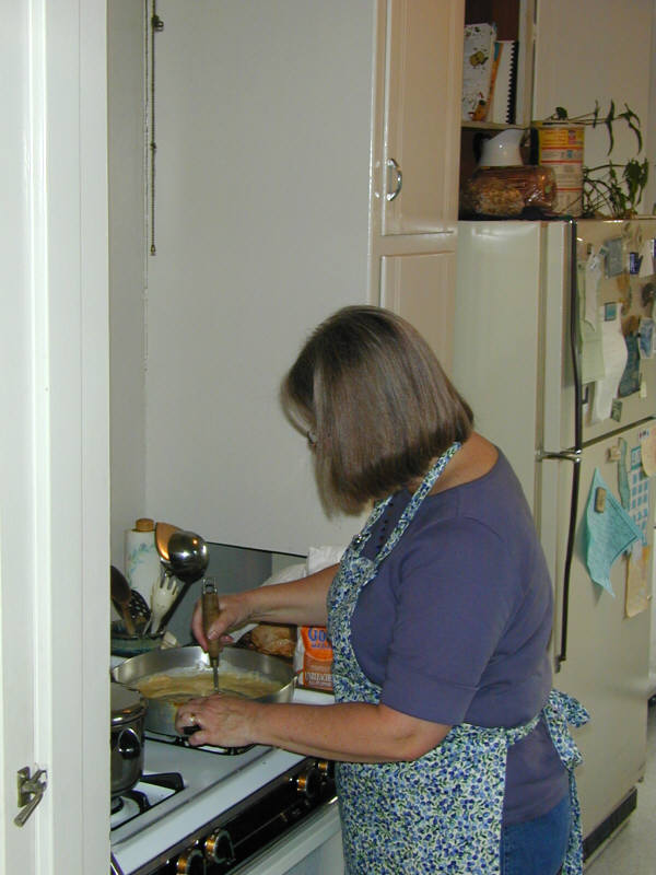 Cheryl making the gravy.